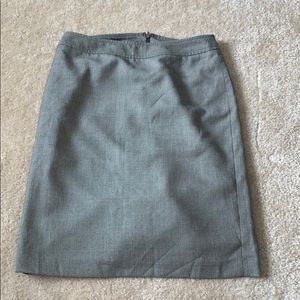 Ann Taylor 4P light gray skirt